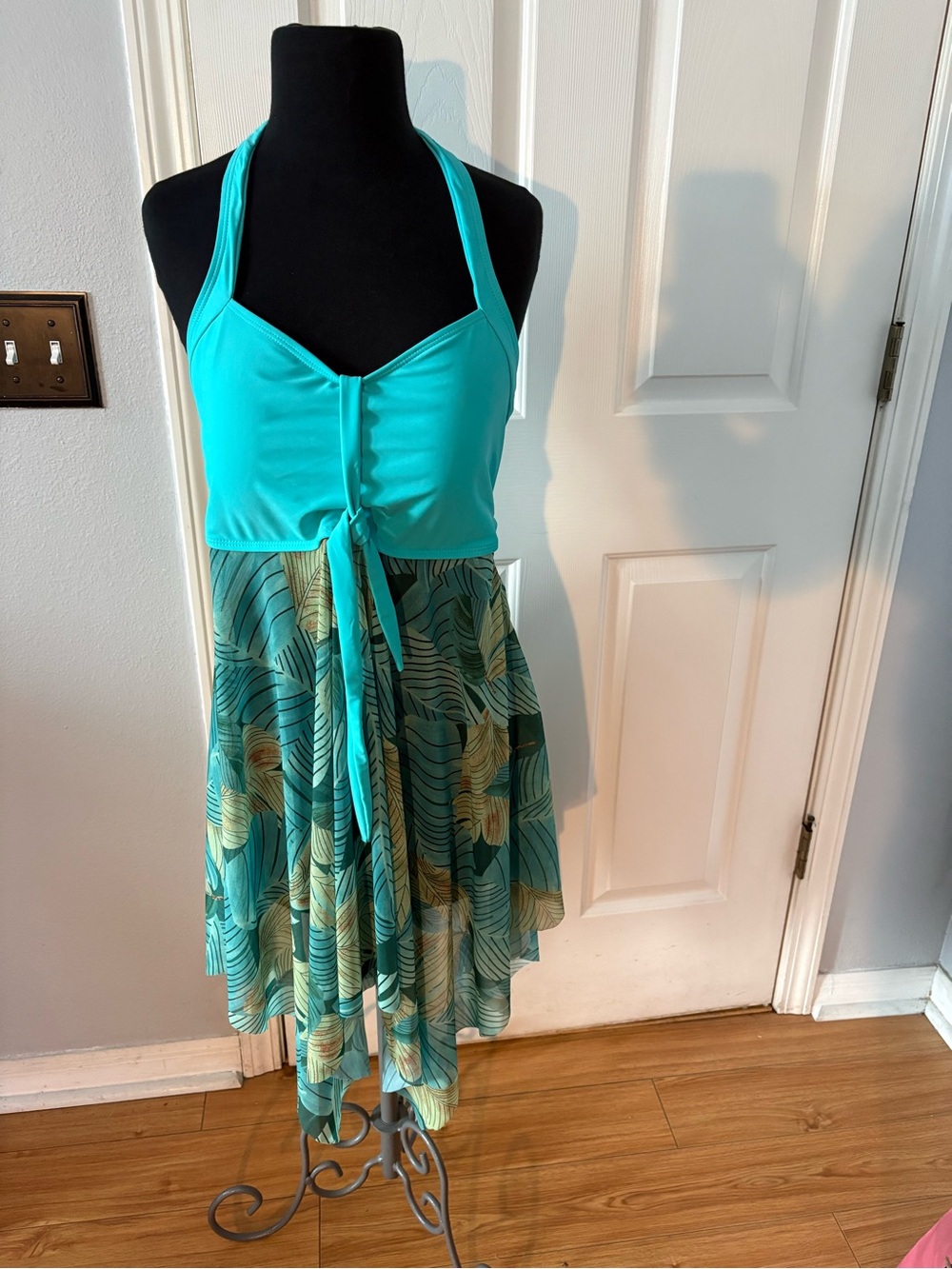 Turquoise Halter Spandex Floral Print Tie-Front Swim Dress (no pants) Sz 2XL